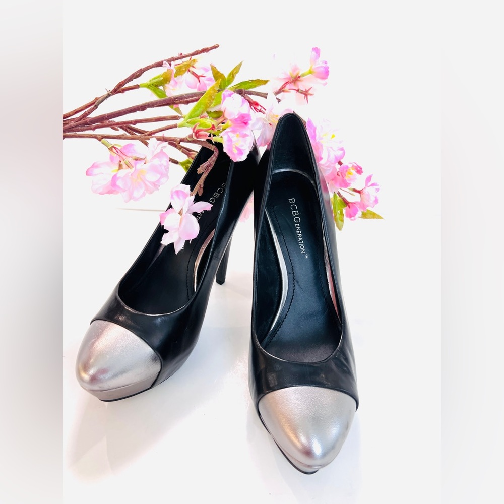 BCBG black platform pumps